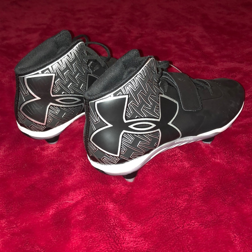 New Football Cleats - Size 11